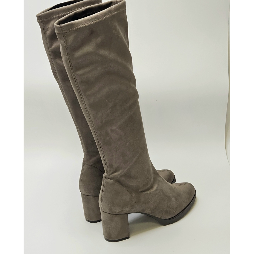 BOTA STRECH DANIELA VEGA ANTELINA BEIG