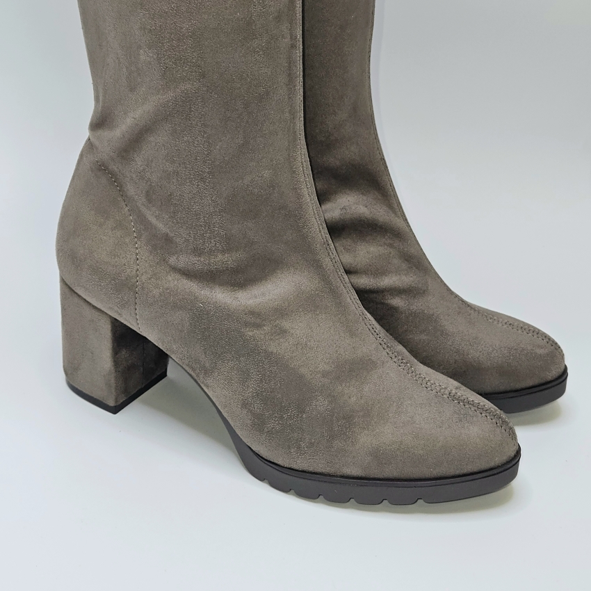 BOTA STRECH DANIELA VEGA ANTELINA BEIG