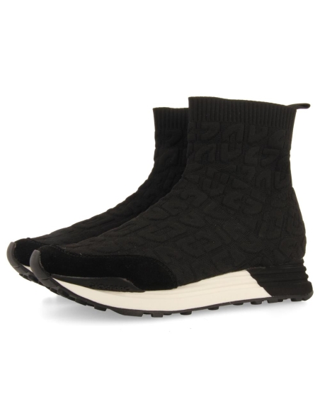 ZAPATILLA ABOTINADA GIOSEPPO LYCRA HOLEV 73439-HOLEV