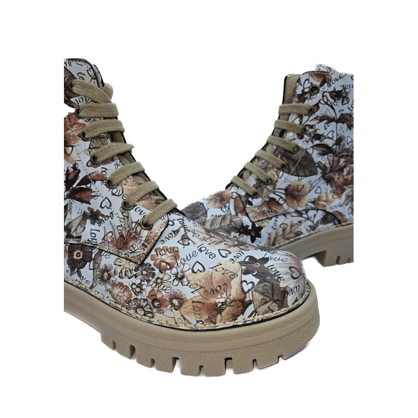 BOTÍN SEÑORA MILITAR PIEL ATXA CÓMIC BEIGE. 24511