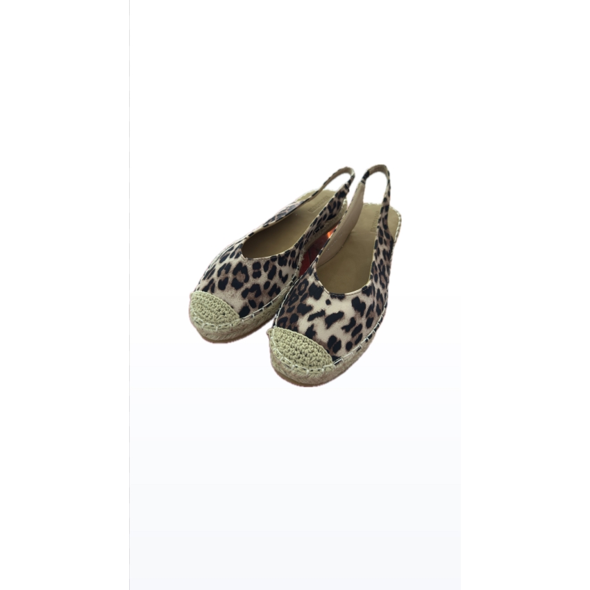 SANDALIAS DESTALONADAS YUTE PLANAS MUJER LEOPARDO