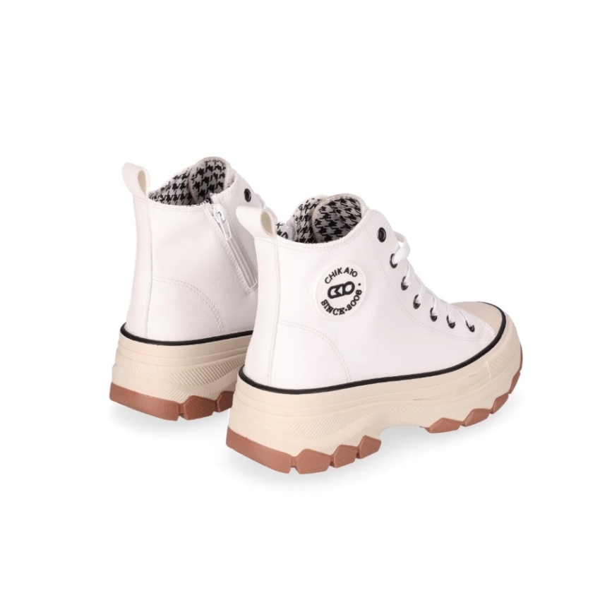 DEPORTIVOS EN PIEL VEGANA DE MUJER CHIKA 10