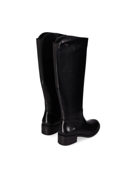 BOTA ALTA MUJER PLANA CHIKA 10 ENARA 01