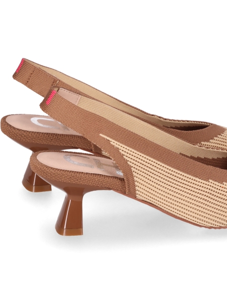 ZAPATOS DE TACON BAJITO MUJER AMBAR 01 CHIKA 10
